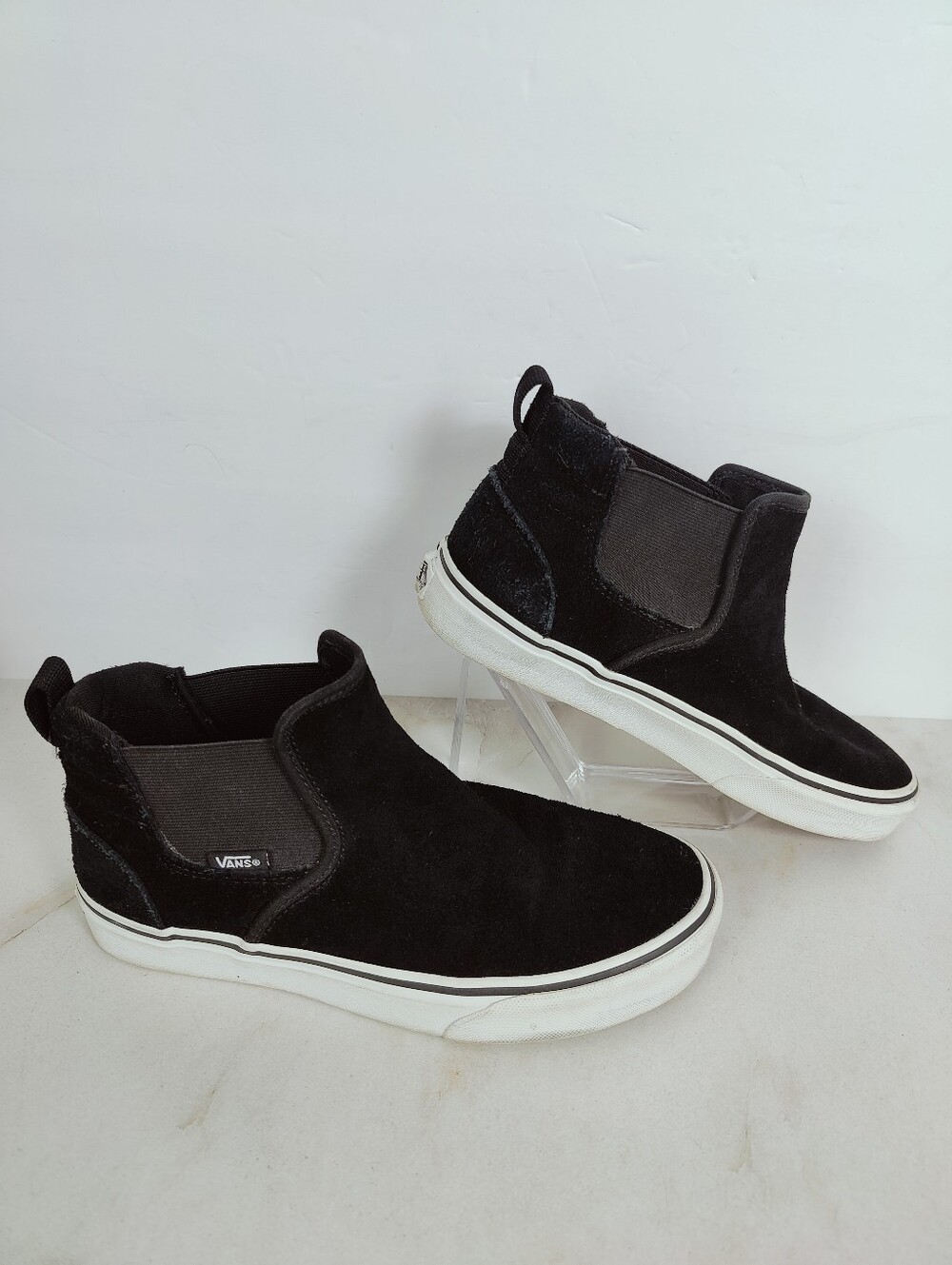 Vans Women's Asher Mid Black Suede Slip-On Sneakers, Sz 7.5